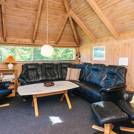 Semesterbostad 8 Person In Strand-by Traum