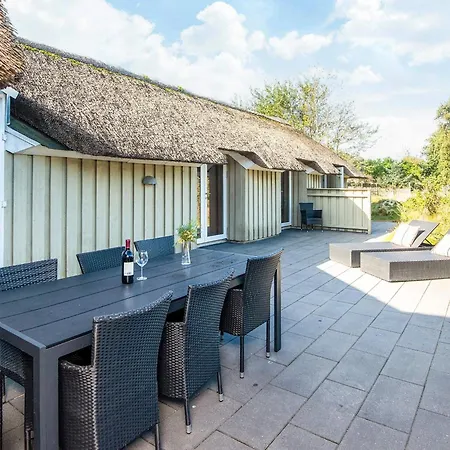 Ferienhaus 8 Person In Strand-by Traum *