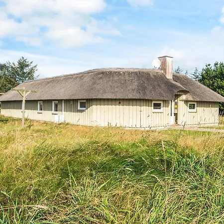 Semesterbostad 8 Person In Strand-by Traum