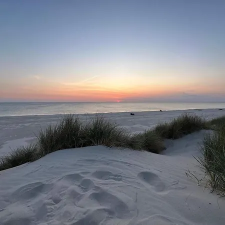 8 Person In Strand-by Traum Vejers Strand