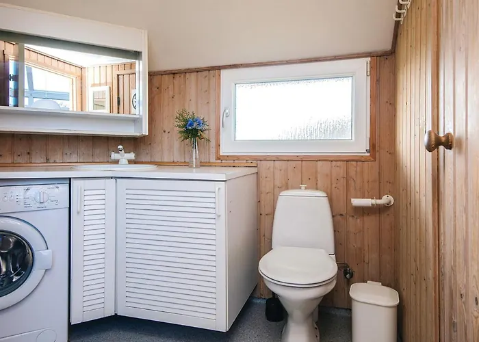 8 Person In Strand-by Traum Semesterbostad Vejers Strand